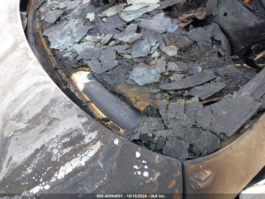 2007 BMW 335I VIN: WBAVB73547VF52498 Lot: 40584001