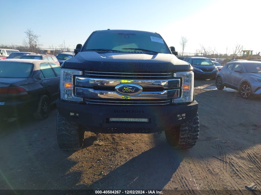 2017 Ford F-350 Lariat VIN: 1FT8W3BT4HEC62323 Lot: 40584267