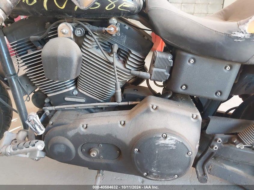 2001 HARLEY-DAVIDSON FXDX 1HD1GJV111Y323692