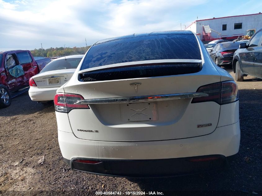 2016 Tesla Model X 75D/P100D/P90D VIN: 5YJXCBE44GF013780 Lot: 40584743