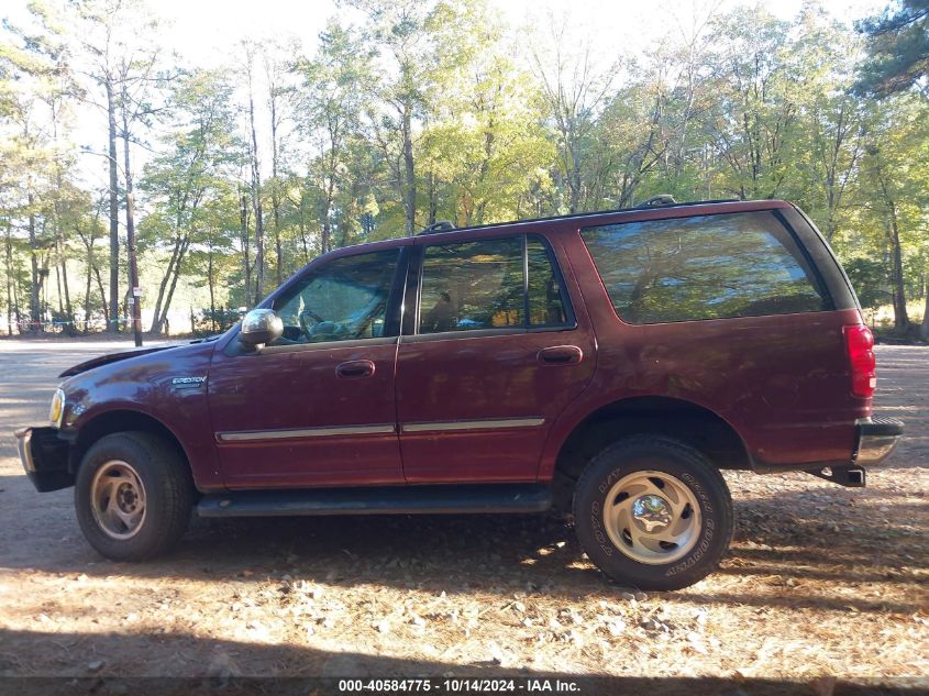 1997 Ford Expedition Eddie Bauer/Xlt VIN: 1FMEU18W5VLA77229 Lot: 40584775