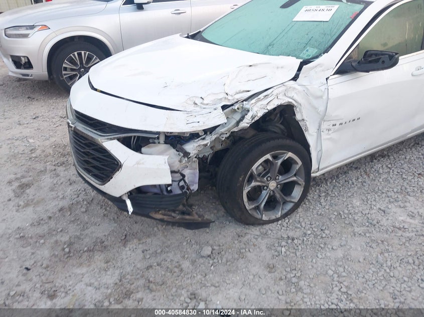 VIN 1G1ZG5ST3KF205702 2019 CHEVROLET MALIBU RS
