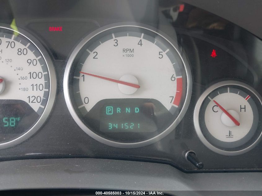 2010 Dodge Grand Caravan Sxt VIN: 2D4RN5D12AR205242 Lot: 40585003