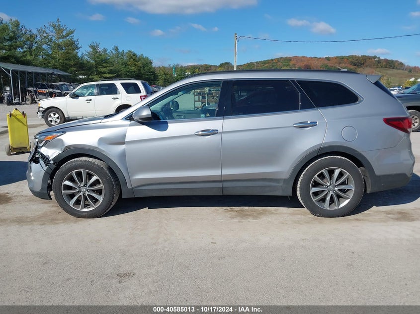 2017 Hyundai Santa Fe Se VIN: KM8SMDHF0HU252795 Lot: 40585013