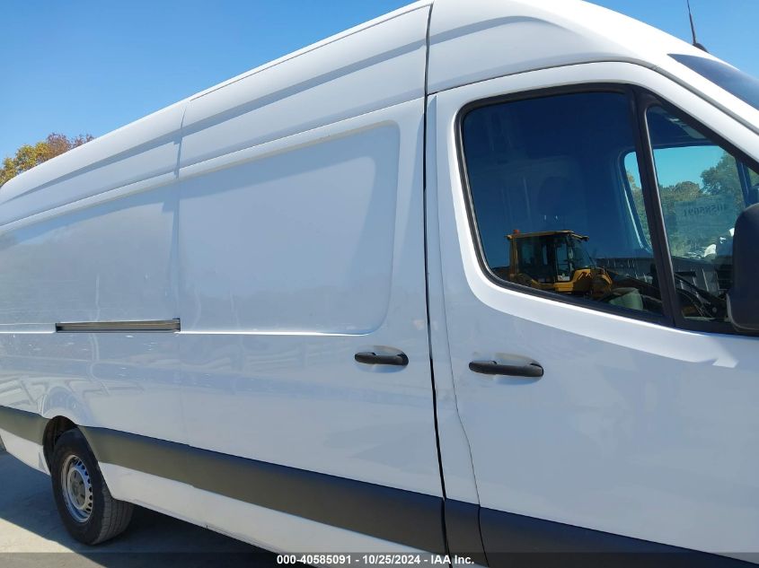 2019 Mercedes-Benz Sprinter 2500 High Roof I4 VIN: WD4PF1ED7KT015567 Lot: 40585091