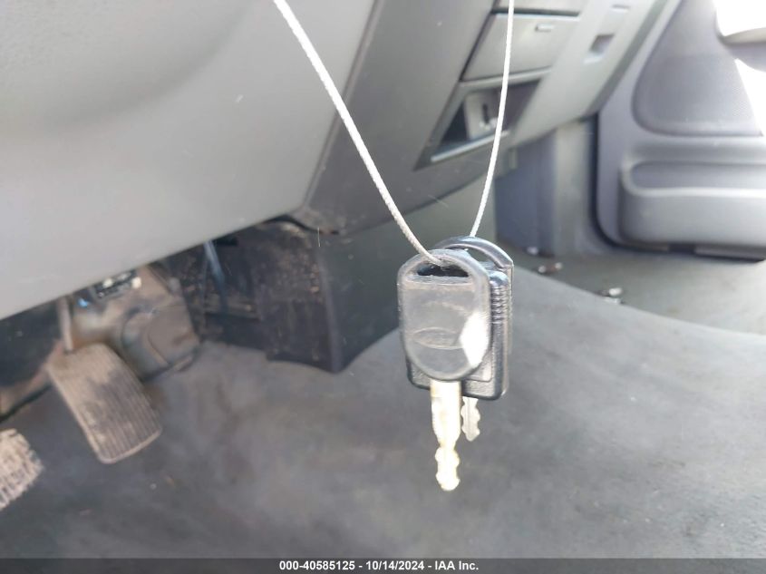 2004 Ford F-150 Stx/Xl/Xlt VIN: 1FTRF12W84NB68295 Lot: 40585125