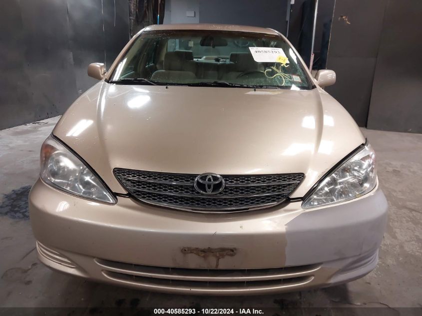 2003 Toyota Camry Le VIN: 4T1BE32K33U122886 Lot: 40585293