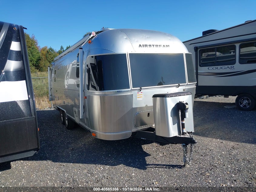 2023 AIRSTREAM GLOBETROTTER  (VIN: 1STTNYJ20PJ568221)