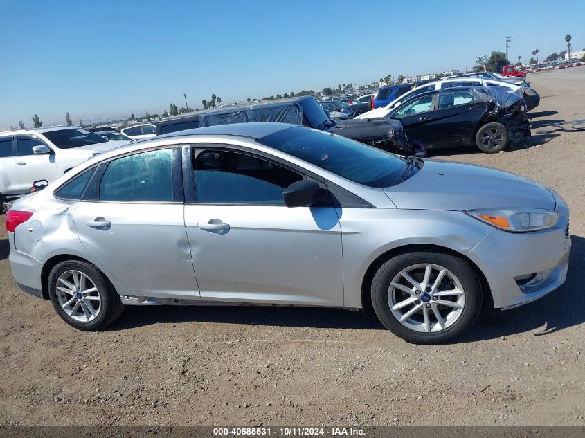 2018 Ford Focus Se VIN: 1FADP3F27JL242281 Lot: 40585531