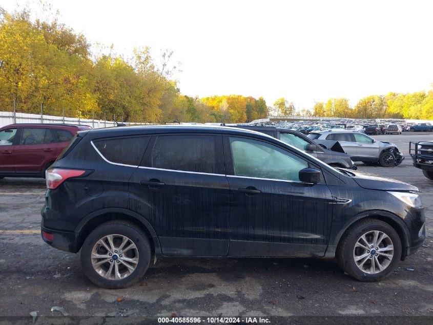 2017 Ford Escape Se VIN: 1FMCU0GD4HUE93272 Lot: 40585596