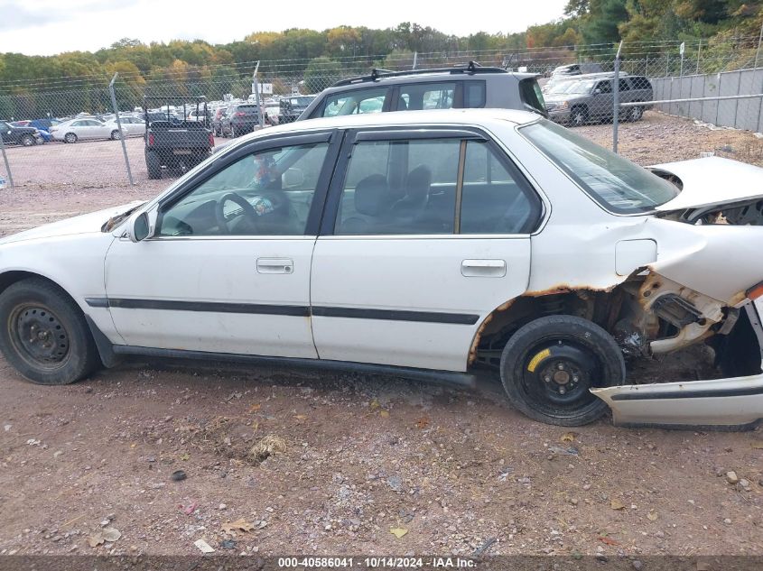 1992 Honda Accord Lx VIN: 1HGCB7659NA151974 Lot: 40586041