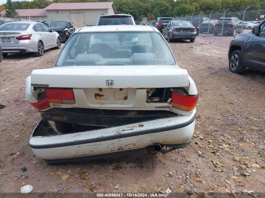 1992 Honda Accord Lx VIN: 1HGCB7659NA151974 Lot: 40586041