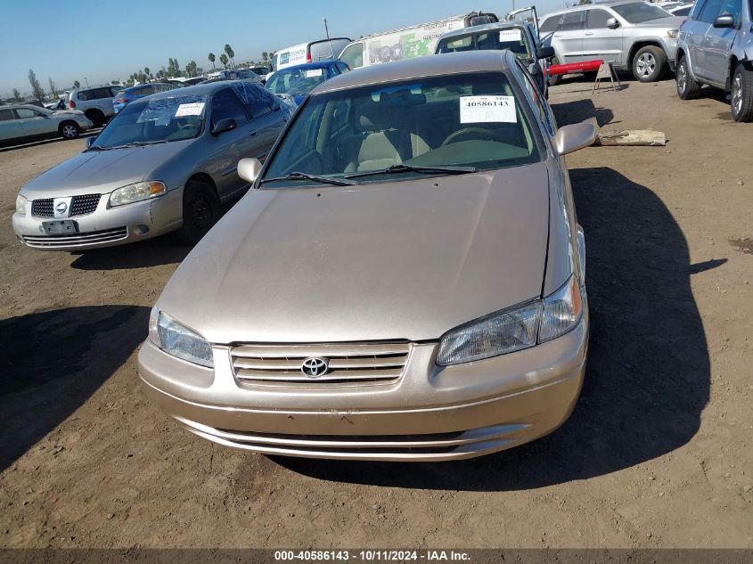 1999 Toyota Camry Le VIN: JT2BG2AK1X0326642 Lot: 40586143