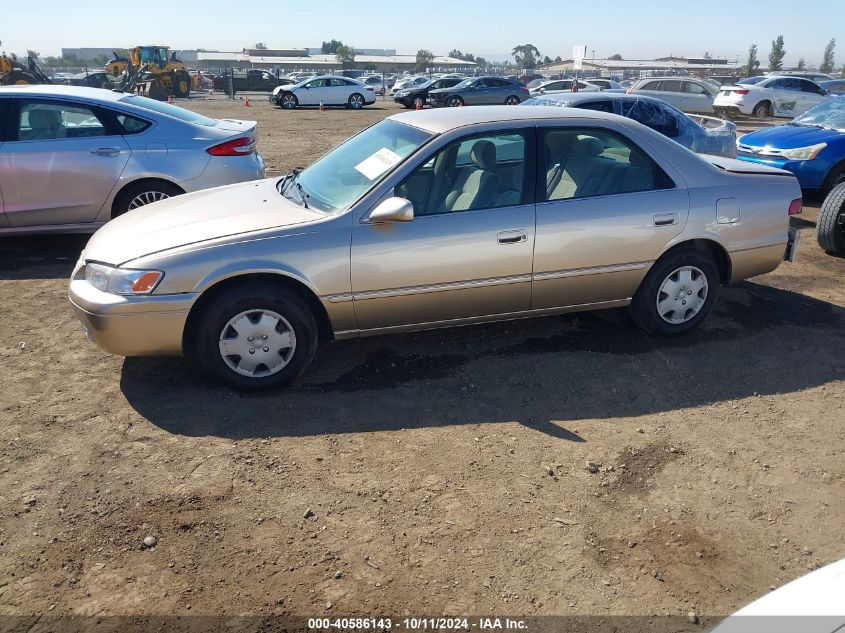 1999 Toyota Camry Le VIN: JT2BG2AK1X0326642 Lot: 40586143