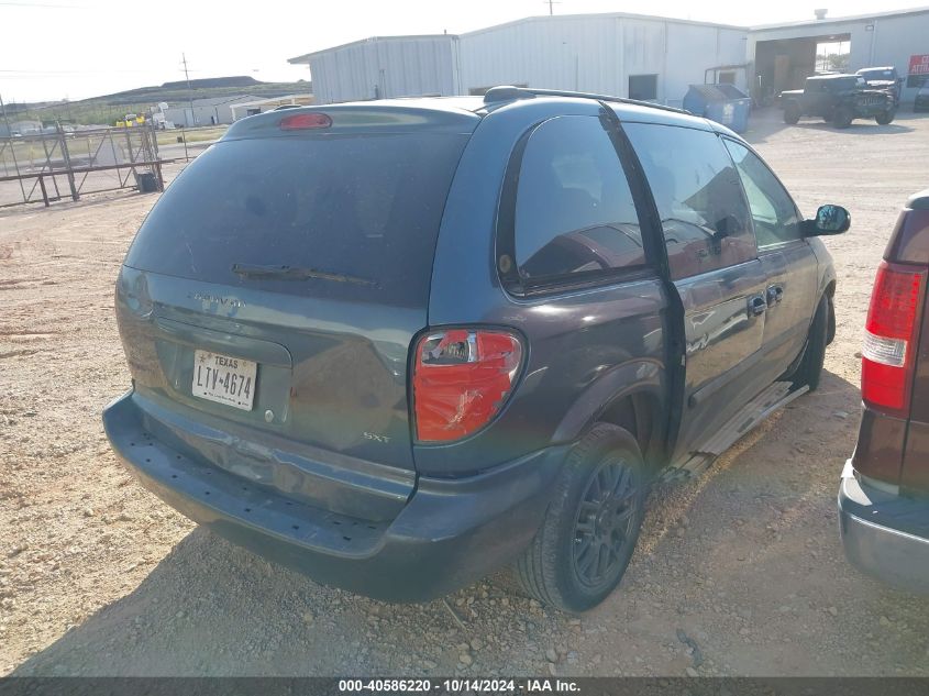 2005 Dodge Caravan Sxt VIN: 1D4GP45R95B393049 Lot: 40586220