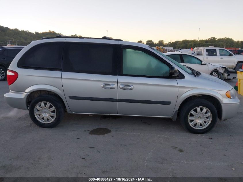 2005 Chrysler Town & Country VIN: 1C4GP45R75B328861 Lot: 40586427