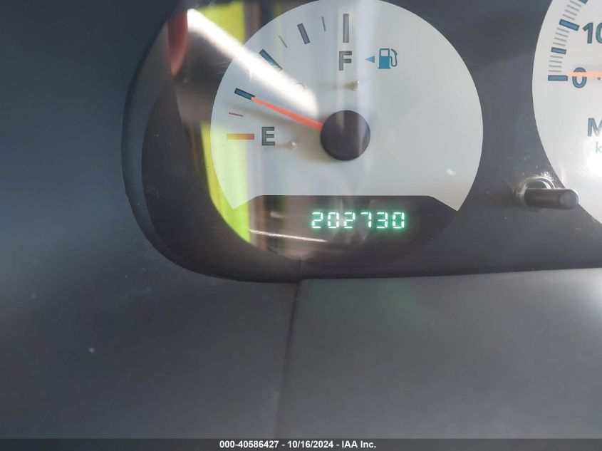 2005 Chrysler Town & Country VIN: 1C4GP45R75B328861 Lot: 40586427