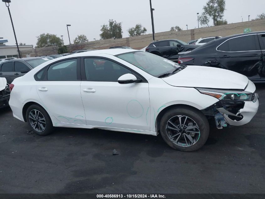 2022 Kia Forte Lxs VIN: 3KPF24AD1NE481727 Lot: 40586913