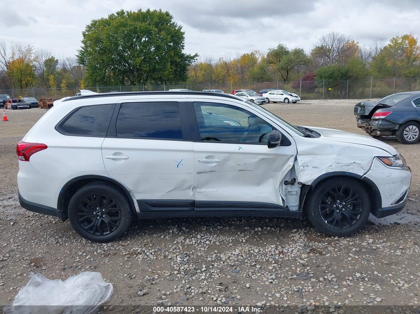 2018 Mitsubishi Outlander Le VIN: JA4AD3A30JZ019562 Lot: 40587423