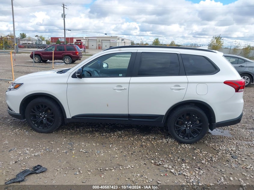 2018 Mitsubishi Outlander Le VIN: JA4AD3A30JZ019562 Lot: 40587423
