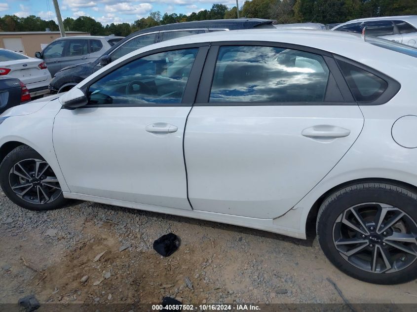 2023 Kia Forte Lxs VIN: 3KPF24AD0PE642538 Lot: 40587502