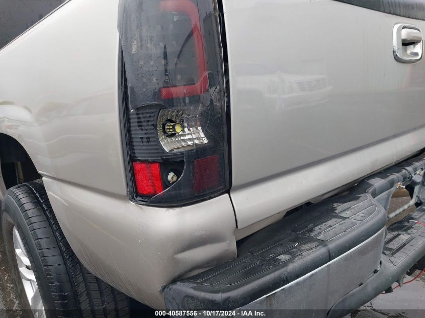 2004 Chevrolet Silverado 1500 Ls VIN: 2GCEC19T241245070 Lot: 40587556