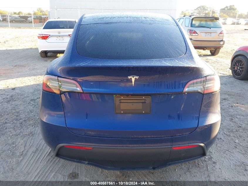 2024 Tesla Model Y Long Range Dual Motor All-Wheel Drive VIN: 7SAYGDEDXRA323777 Lot: 40587561