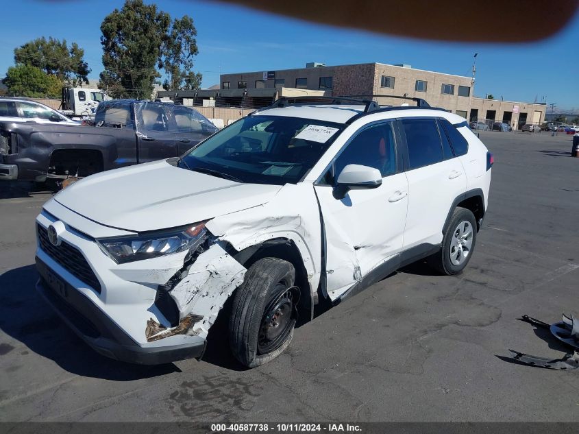 2T3K1RFV2KW028748 2019 Toyota Rav4 Le