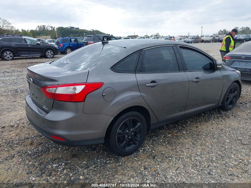 VIN 1FADP3F22DL142254 2013 Ford Focus, SE no.4