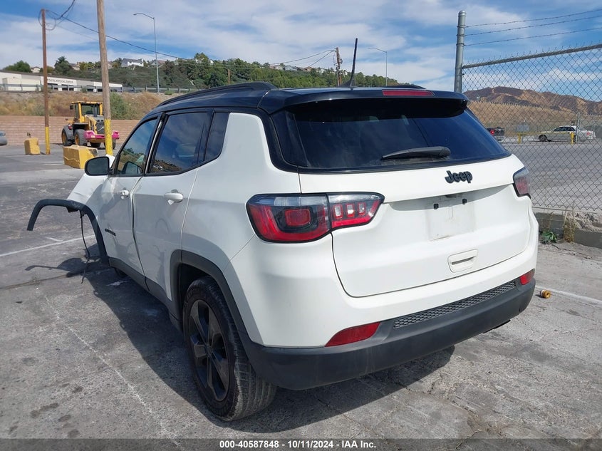 VIN 3C4NJCBB1JT407526 2018 JEEP COMPASS ALTITUDE FWD