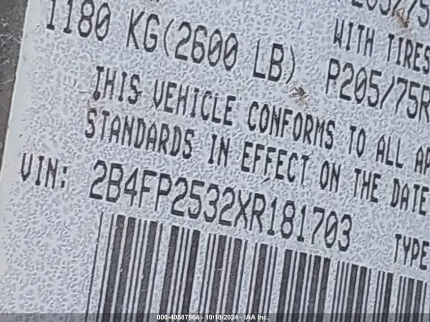 1999 Dodge Caravan VIN: 2B4FP2532XR181703 Lot: 40587864