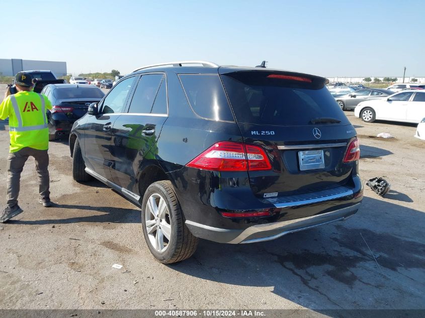 VIN 4JGDA0EB9FA502125 2015 Mercedes-Benz Ml 250 Blu... no.3