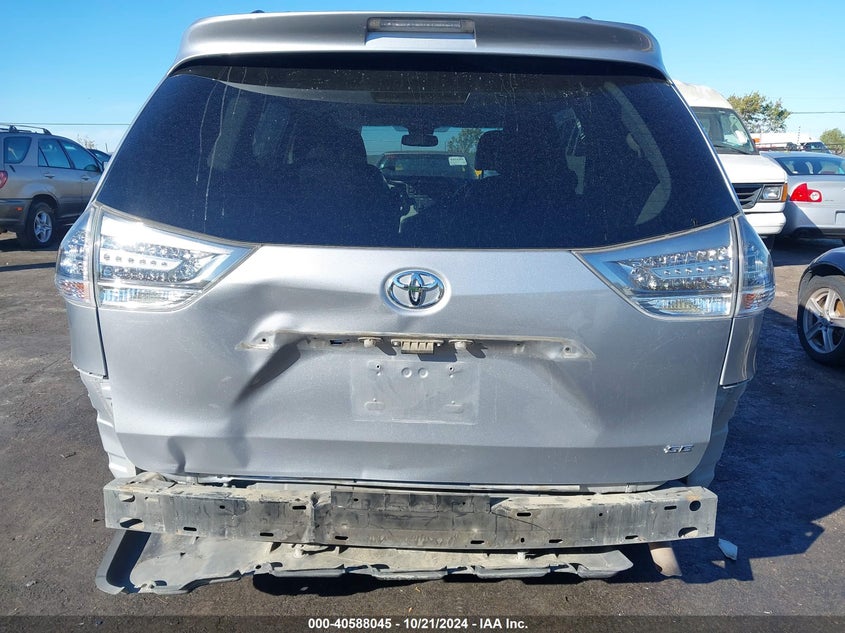 2013 Toyota Sienna Se 8 Passenger VIN: 5TDXK3DC9DS392641 Lot: 40588045