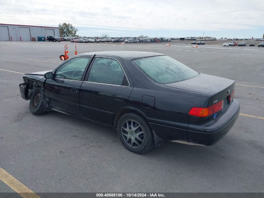 2000 Toyota Camry Le V6 VIN: 4T1BF22K2YU949678 Lot: 40588100