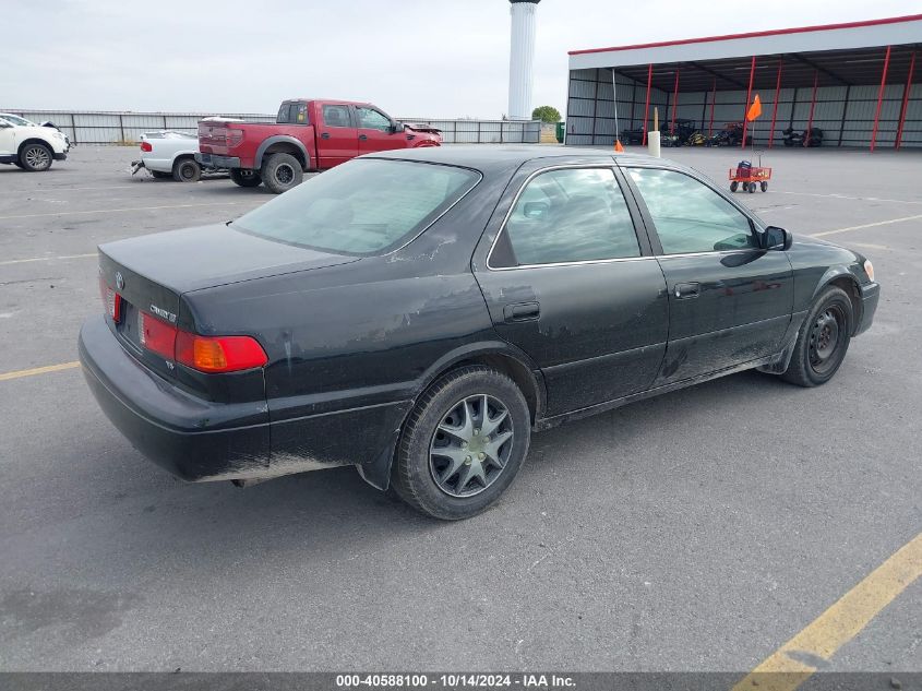 2000 Toyota Camry Le V6 VIN: 4T1BF22K2YU949678 Lot: 40588100