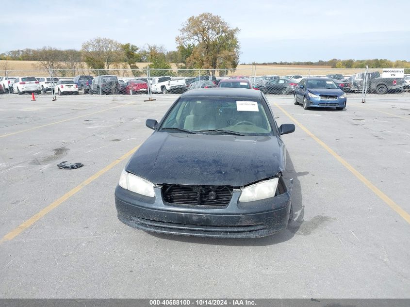 2000 Toyota Camry Le V6 VIN: 4T1BF22K2YU949678 Lot: 40588100