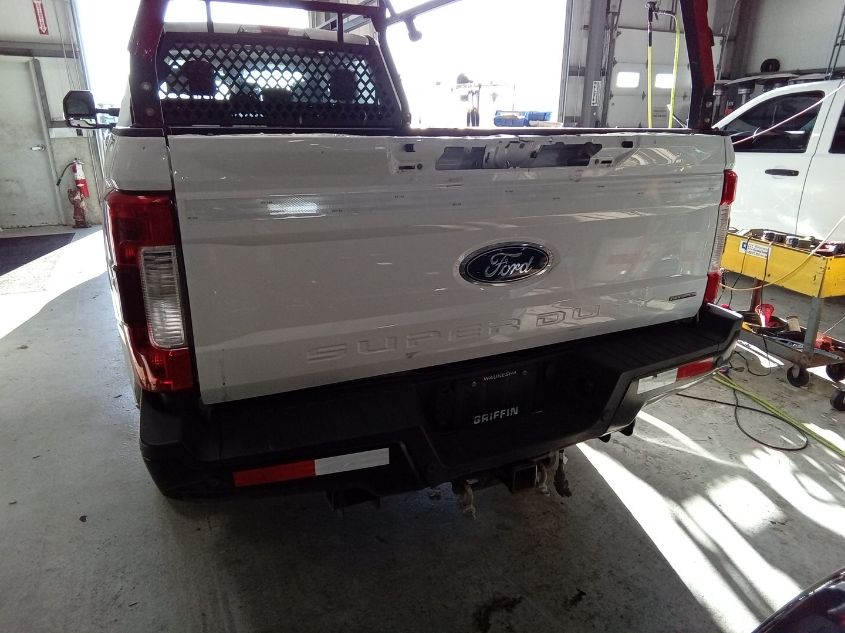 1FT7W2B69JEC49489 2018 FORD F250 - Image 2