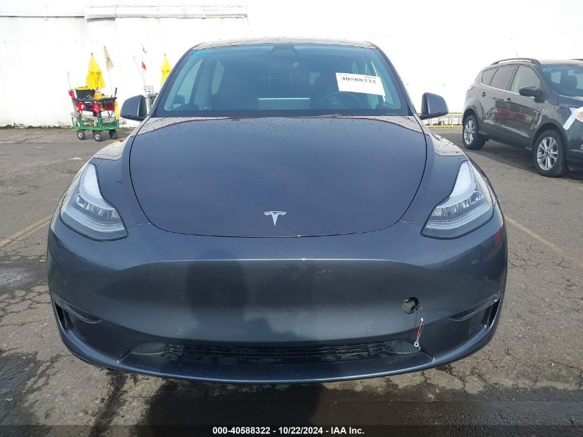 2022 Tesla Model Y Long Range Dual Motor All-Wheel Drive VIN: 7SAYGDEE0NF407564 Lot: 40588322