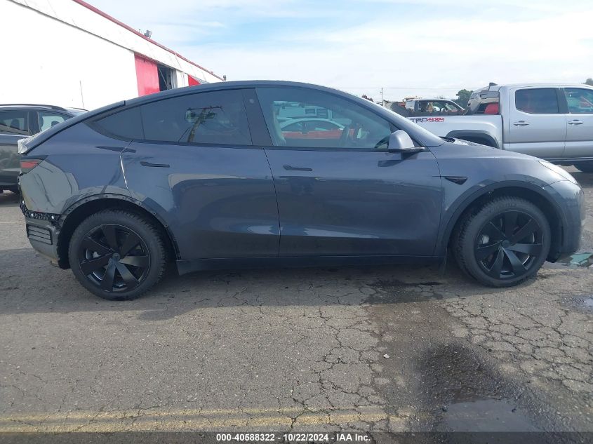 2022 Tesla Model Y Long Range Dual Motor All-Wheel Drive VIN: 7SAYGDEE0NF407564 Lot: 40588322