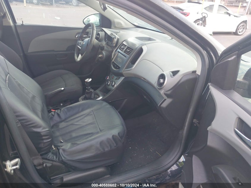 2014 CHEVROLET SONIC VIN: 1G1JD5SH5E4224012