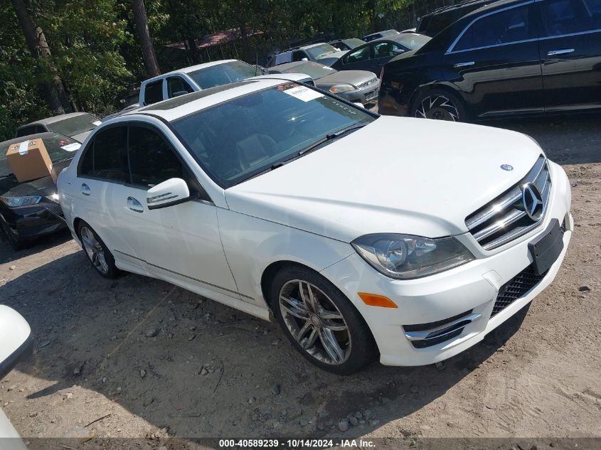 2014 Mercedes-Benz C 300 Luxury 4Matic/Sport 4Matic VIN: WDDGF8AB5EA943536 Lot: 40589239