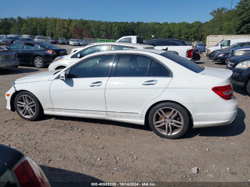 2014 Mercedes-Benz C 300 Luxury 4Matic/Sport 4Matic VIN: WDDGF8AB5EA943536 Lot: 40589239