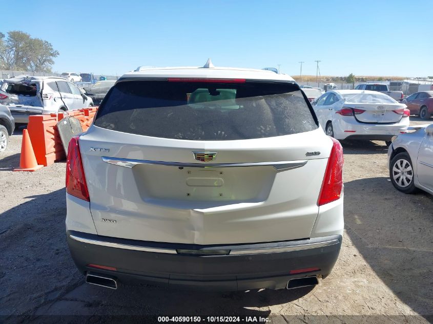 VIN 1GYKNERS7HZ139751 2017 Cadillac XT5, Premium Lu... no.16