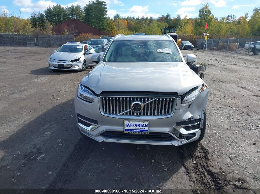 2023 Volvo Xc90 B6 Plus 7-Seater VIN: YV4062PN0P1988510 Lot: 40590168