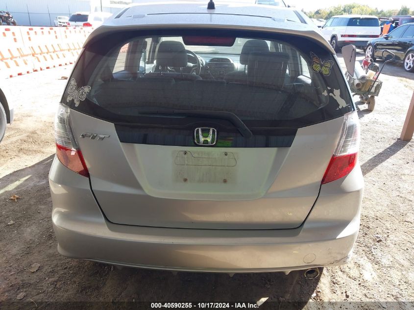 2013 Honda Fit Sport VIN: JHMGE8H51DC027855 Lot: 40590255