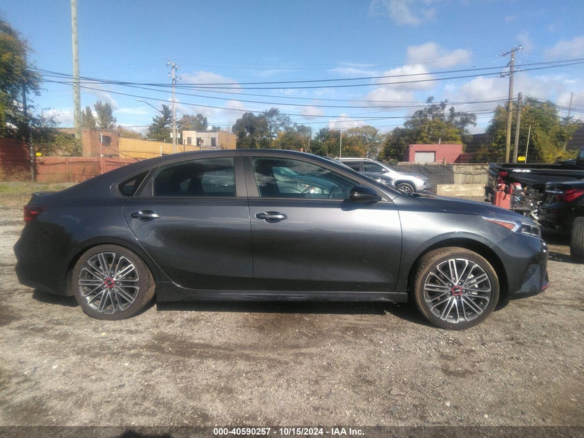 VIN 3KPF44AC8RE719998 2024 KIA FORTE GT