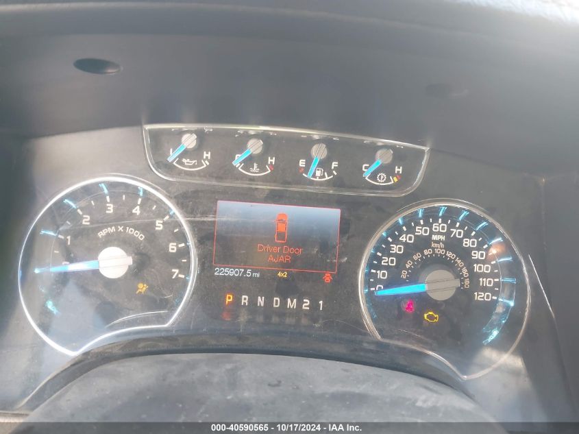 2014 Ford F-150 Lariat VIN: 1FTFW1EF1EKF15824 Lot: 40590565