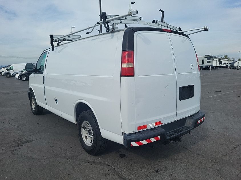 2015 Chevrolet Express 2500 Work Van VIN: 1GCWGFCB4F1152890 Lot: 40590740