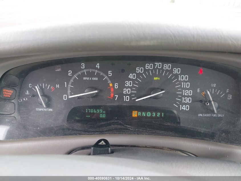 2000 Buick Park Avenue VIN: 1G4CW52K8Y4170372 Lot: 40590831