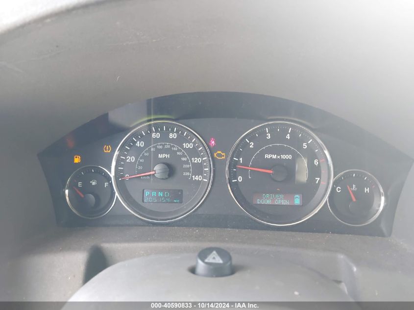 2007 Jeep Commander Sport VIN: 1J8HH48K67C511979 Lot: 40590833